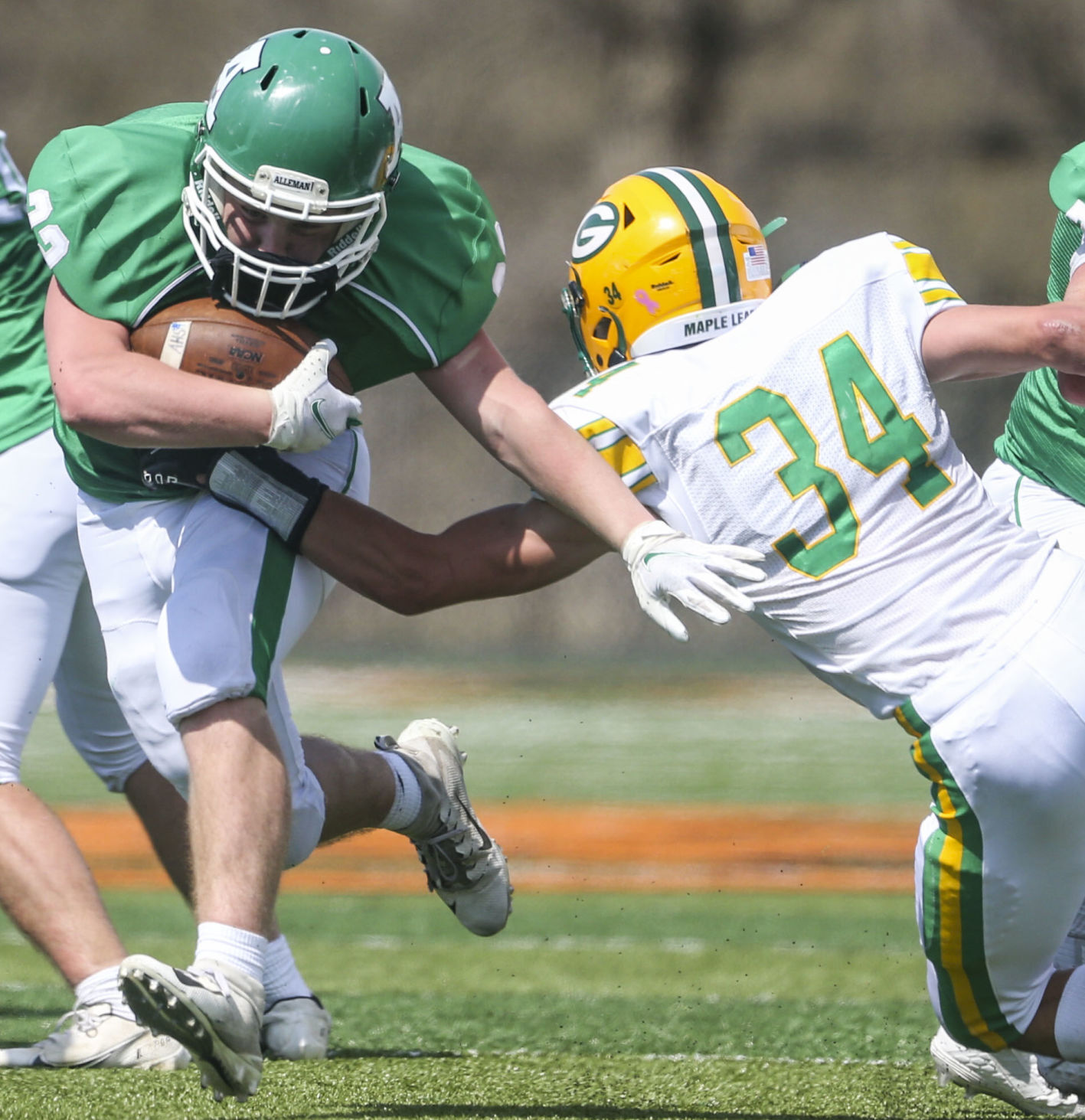 040521-qc-spt-gen-alleman-fball-33.JPG